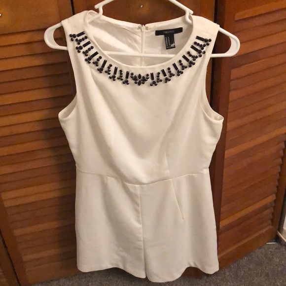 Forever 21 Wedding Romper Size M - 6 US - Picture 2 of 4